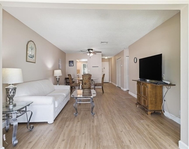 2060 Marilyn Street - Photo Thumbnail 15