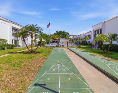 2060 Marilyn Street - Photo Thumbnail 35