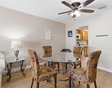 2060 Marilyn Street - Photo Thumbnail 7