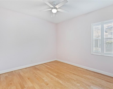 14717 Bowfin Terrace - Photo Thumbnail 32