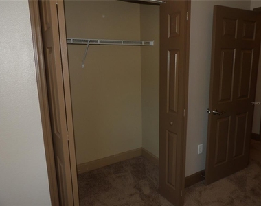 8098 Moonstone Drive - Photo Thumbnail 11