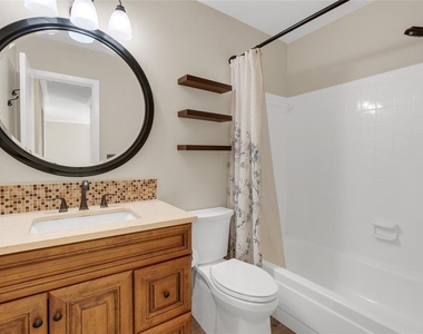 5996 Hibiscus Drive - Photo Thumbnail 10