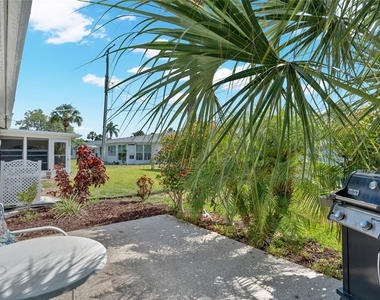 5996 Hibiscus Drive - Photo Thumbnail 36