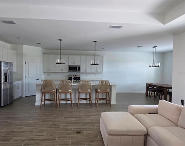 18334 Ridgeline Drive - Photo Thumbnail 7
