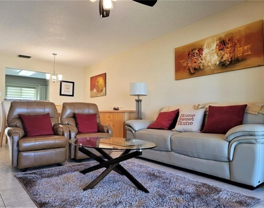 5147 Willow Links - Photo Thumbnail 5