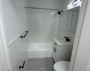 3333 Broadway - Photo Thumbnail 7