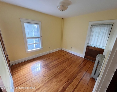 1707 Monroe Avenue - Photo Thumbnail 9