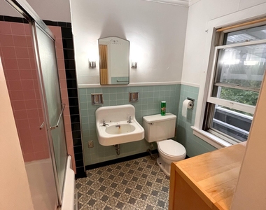 1707 Monroe Avenue - Photo Thumbnail 16
