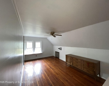 1707 Monroe Avenue - Photo Thumbnail 19