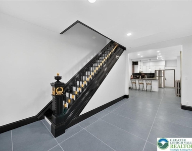 1341 W Chew Street - Photo Thumbnail 13