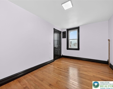 1341 W Chew Street - Photo Thumbnail 28