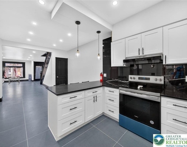 1341 W Chew Street - Photo Thumbnail 19
