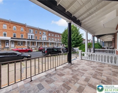 1341 W Chew Street - Photo Thumbnail 7