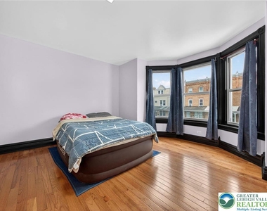 1341 W Chew Street - Photo Thumbnail 27