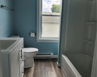 2347 Washington Avenue - Photo Thumbnail 7