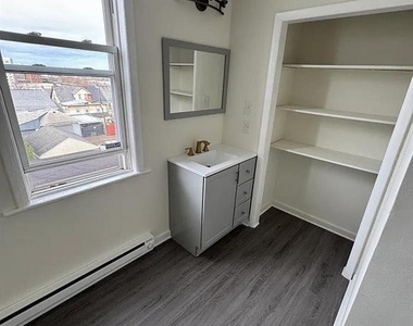 1209 Mechanic Street - Photo Thumbnail 10
