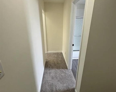 1209 Mechanic Street - Photo Thumbnail 12