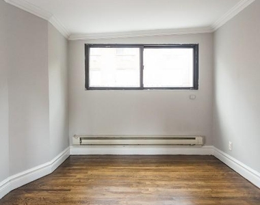 219 East 23rd Street - Photo Thumbnail 5