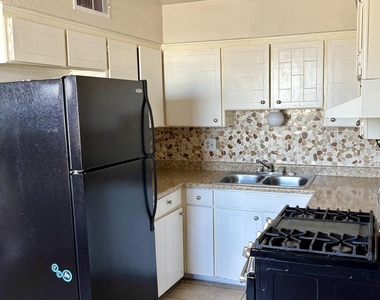 3704 Mcconnell Avenue - Photo Thumbnail 12