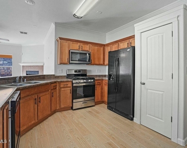 1451 Senda Del Sol Lane - Photo Thumbnail 5