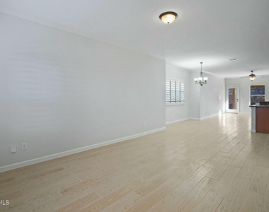 1451 Senda Del Sol Lane - Photo Thumbnail 12