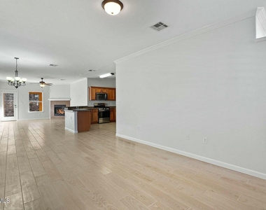 1451 Senda Del Sol Lane - Photo Thumbnail 11