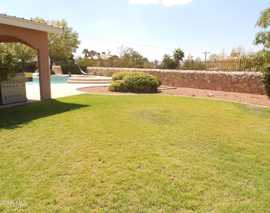 1201 Brown Ridge Place - Photo Thumbnail 34