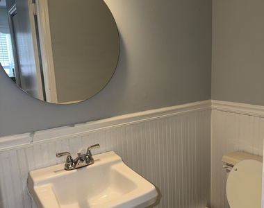 909 Hamilton Avenue - Photo Thumbnail 6