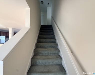 31 Nolan Circle - Photo Thumbnail 6