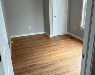 40 Jane Street - Photo Thumbnail 1
