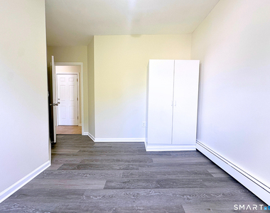 28 Sexton Street - Photo Thumbnail 6
