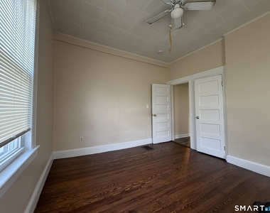 37-41 Jackson Avenue - Photo Thumbnail 10