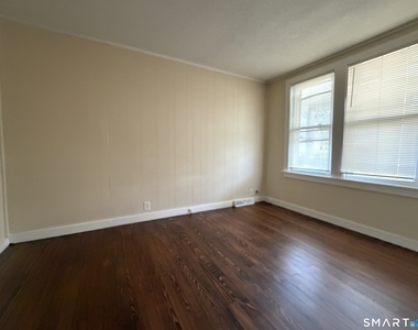 37-41 Jackson Avenue - Photo Thumbnail 8