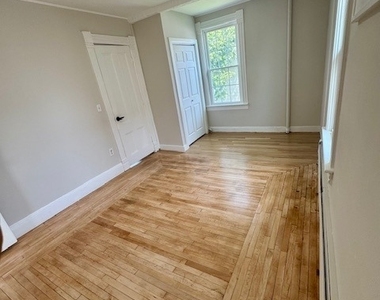 37 Seaview Avenue - Photo Thumbnail 10