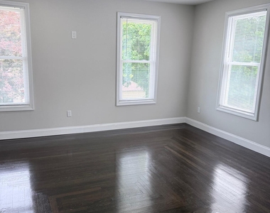 31 Atwater Avenue - Photo Thumbnail 7