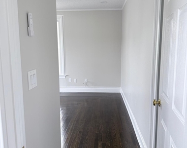 31 Atwater Avenue - Photo Thumbnail 6