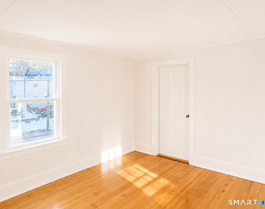 10 Riverside Avenue - Photo Thumbnail 9