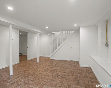 42 County Street - Photo Thumbnail 15