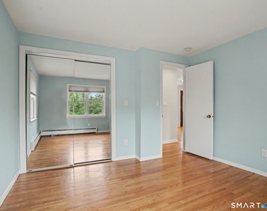 42 County Street - Photo Thumbnail 11