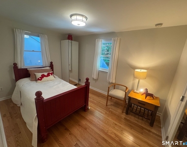 91 Raymond Street - Photo Thumbnail 15