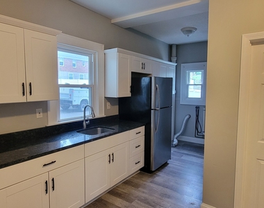 96 Berlin Avenue - Photo Thumbnail 8