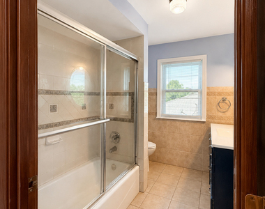 22 Leaf Avenue - Photo Thumbnail 6