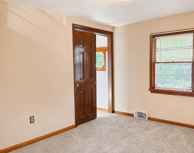 22 Leaf Avenue - Photo Thumbnail 10