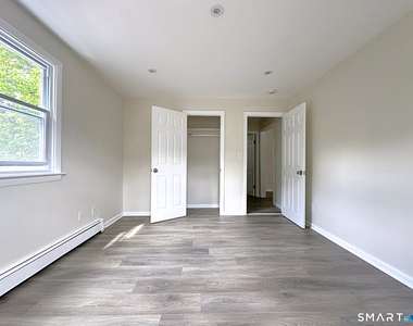 13 13 Bartlett Street - Photo Thumbnail 13