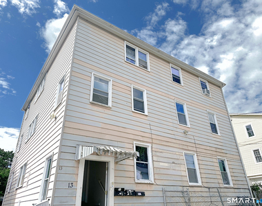 13 13 Bartlett Street - Photo Thumbnail 16