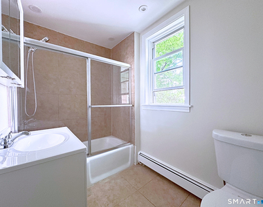 13 13 Bartlett Street - Photo Thumbnail 9