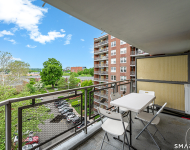91 Strawberry Hill Avenue - Photo Thumbnail 11
