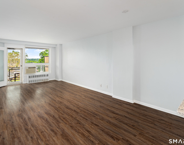 91 Strawberry Hill Avenue - Photo Thumbnail 3
