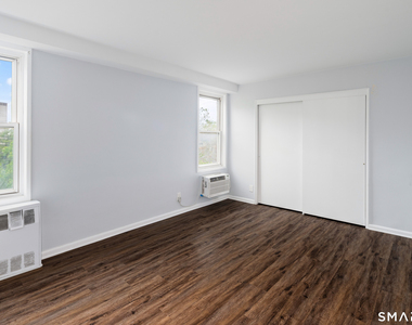 91 Strawberry Hill Avenue - Photo Thumbnail 5