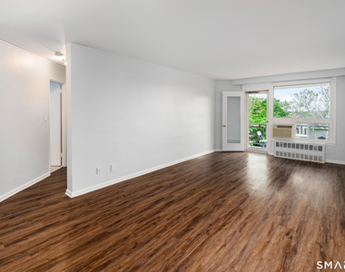 91 Strawberry Hill Avenue - Photo Thumbnail 4